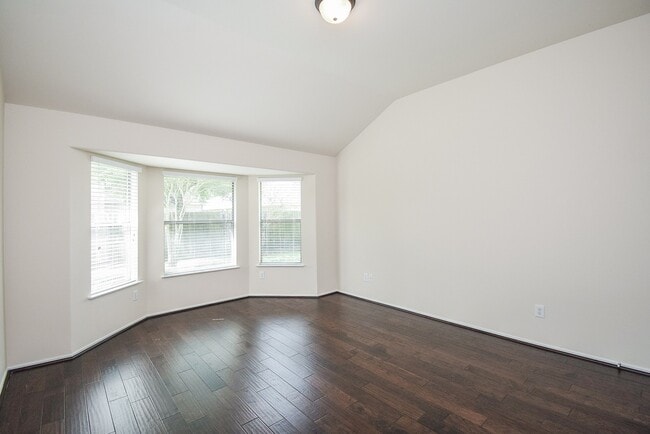 Building Photo - 13014 Southern Creek Dr