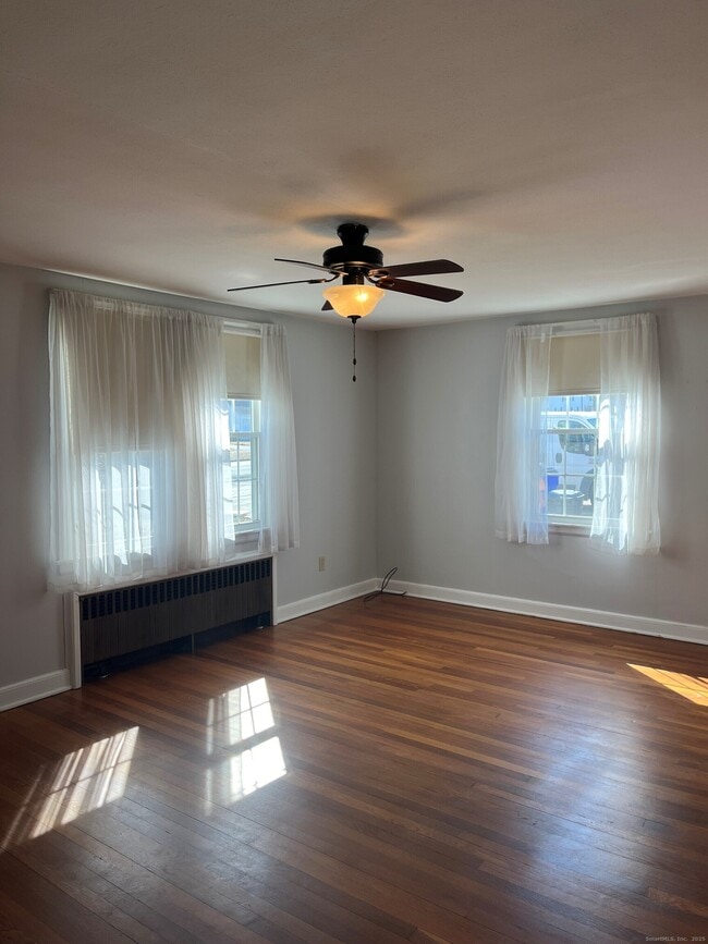 Building Photo - 383 Wells Rd