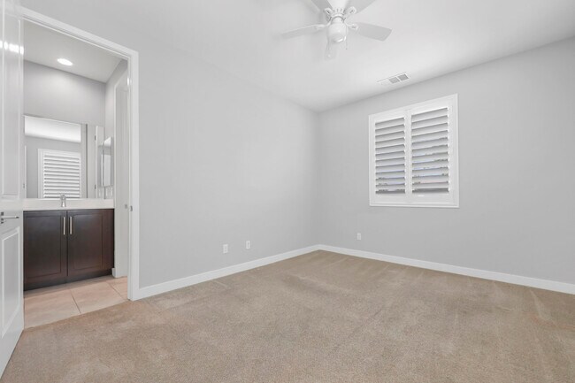 Building Photo - 40632 Firenze Ct