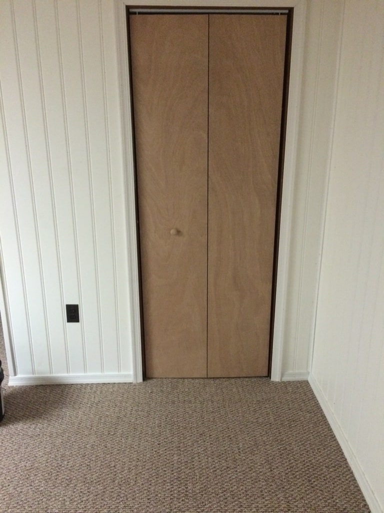 Building Photo - 605 Burlington Ct