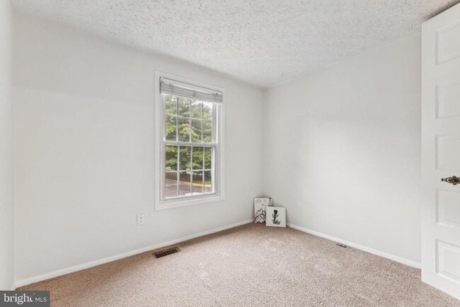 Building Photo - 5555 Caithness Ct