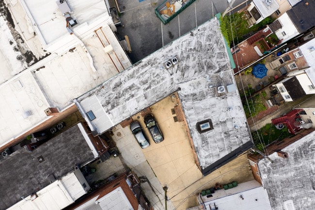 Aerial Photo - 760-764 Clifford St