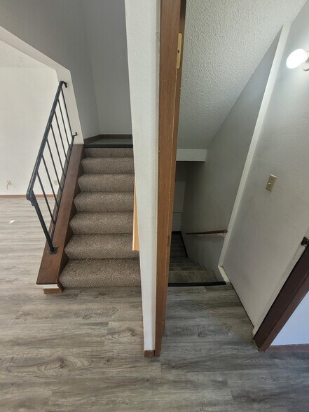 Building Photo - 4226 Spruce Hills Dr