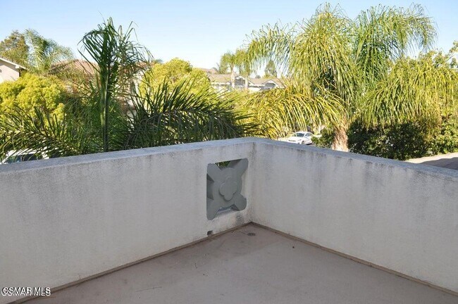 Building Photo - 1596 Blue Canyon St