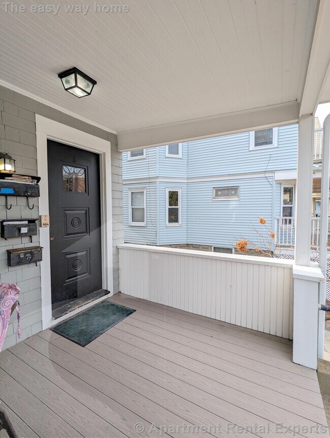 Building Photo - 92 Powder House Blvd