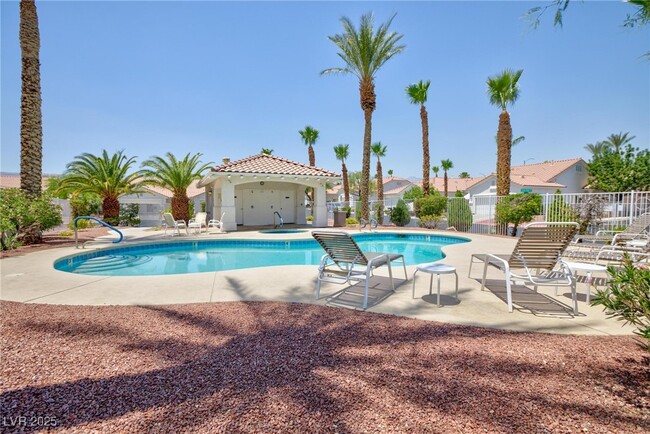 Primary Photo - 10022 Catalina Canyon Ave