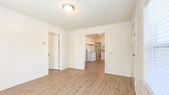 Primary Photo - 712 US-190