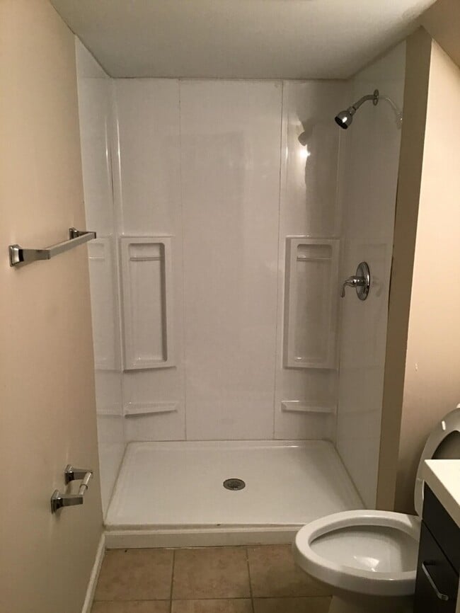 Building Photo - 1232 Duenke Dr