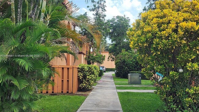 Building Photo - 7231 Miami Lakes Dr