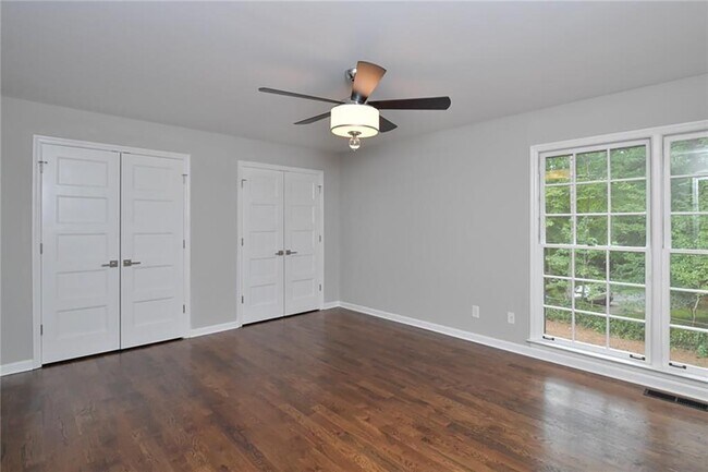 Building Photo - 4176 Triple Creek Ct NE