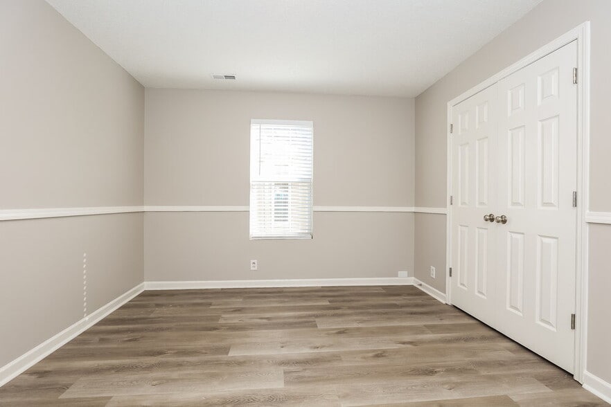 Building Photo - 2728 Painted Pony Dr