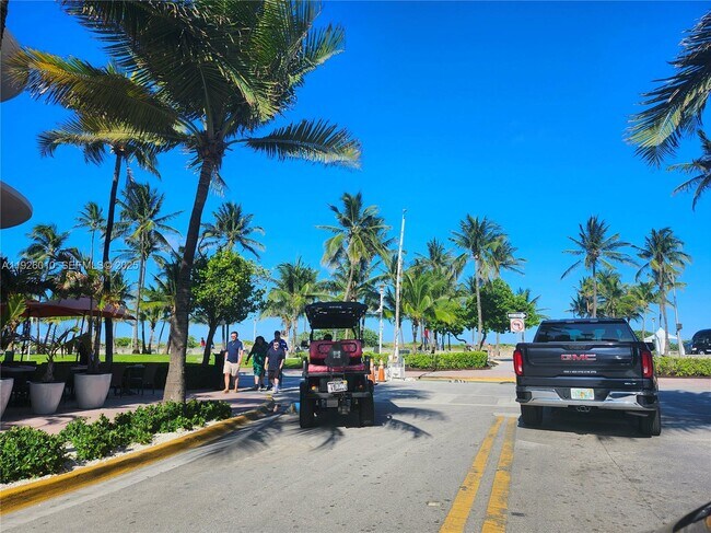 Building Photo - 1666 West Ave