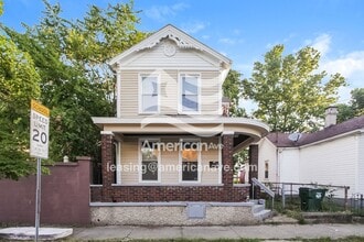 Building Photo - 228 Hanover St