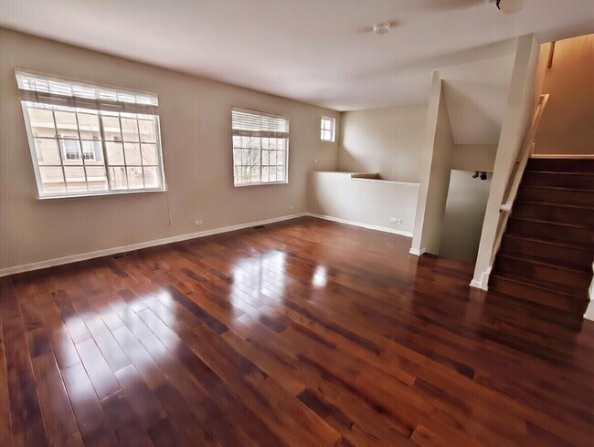 Building Photo - 1819 Indian Hill Ln