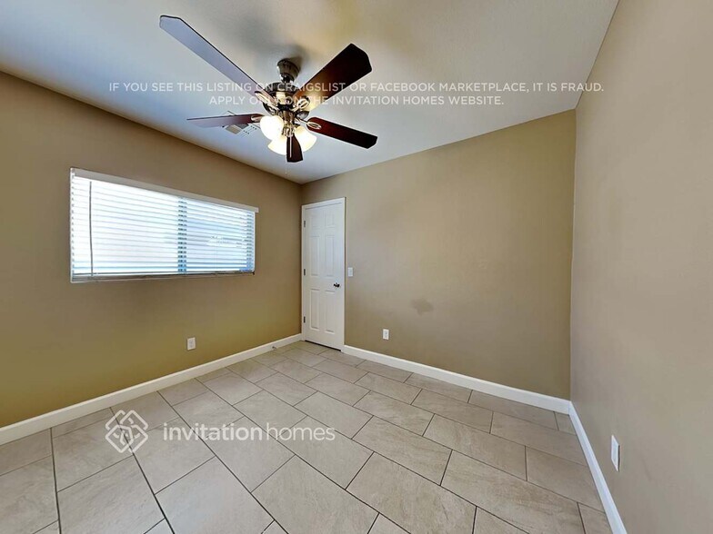 Building Photo - 15709 W Watson Ln