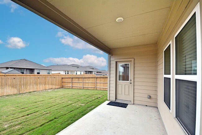 Building Photo - 2934 Wolfcreek