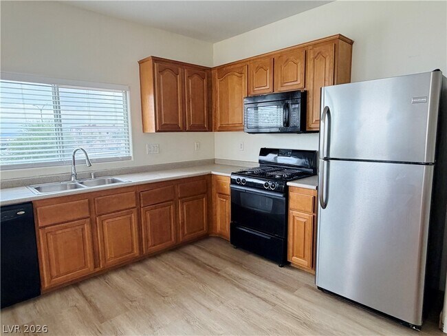 Building Photo - 8688 Mesquite Hills St