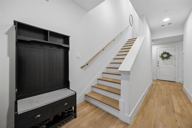 Building Photo - 2715 Kimsey Dr