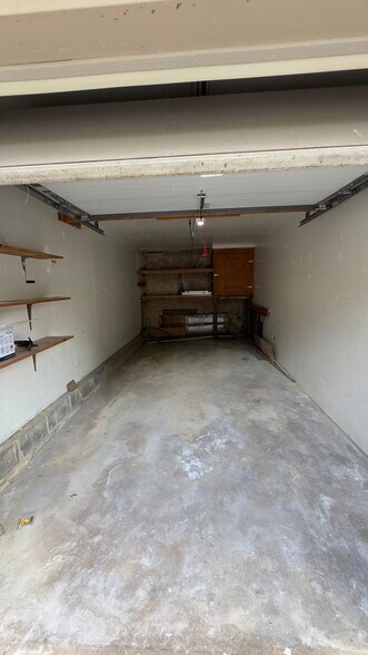 Attached garage - 5 Evergreen Dr