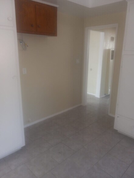 Building Photo - 4109 Live Oak St