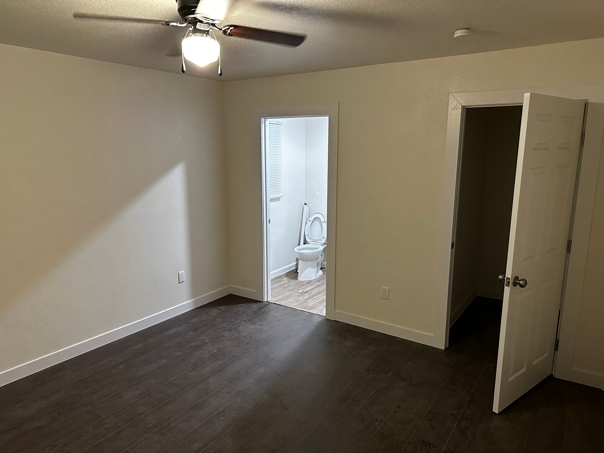 Building Photo - 505 Carpino Ave