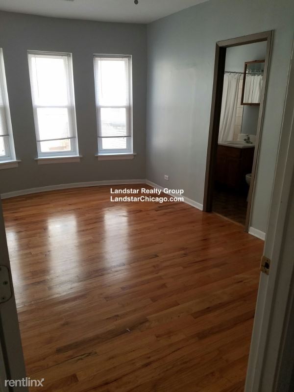 Building Photo - 4500 N Malden St