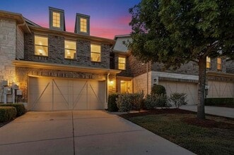 Building Photo - 2584 Jackson Dr