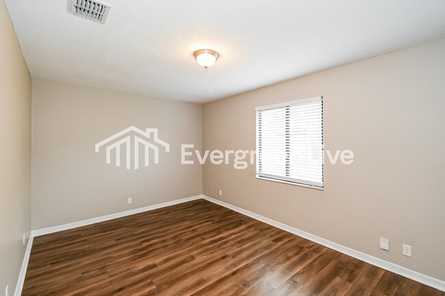 Building Photo - 8149 Amberwood Ct