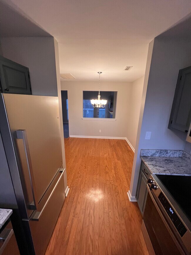 Building Photo - 17450 Tuscany Ln