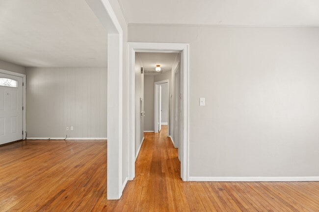 Building Photo - 3132 NW 44th St