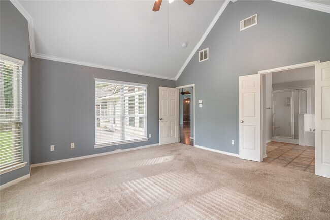 Building Photo - 95 E Whistlers Bend Cir