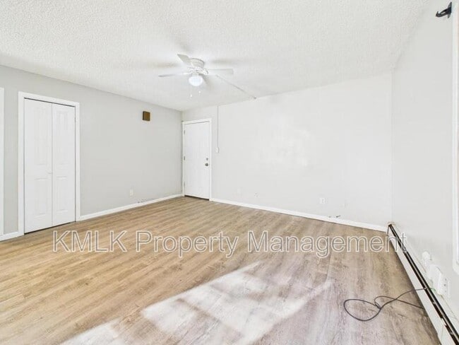 Building Photo - 5026 Winthrop Dr