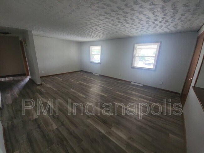Building Photo - 1902 Rosemont Ave