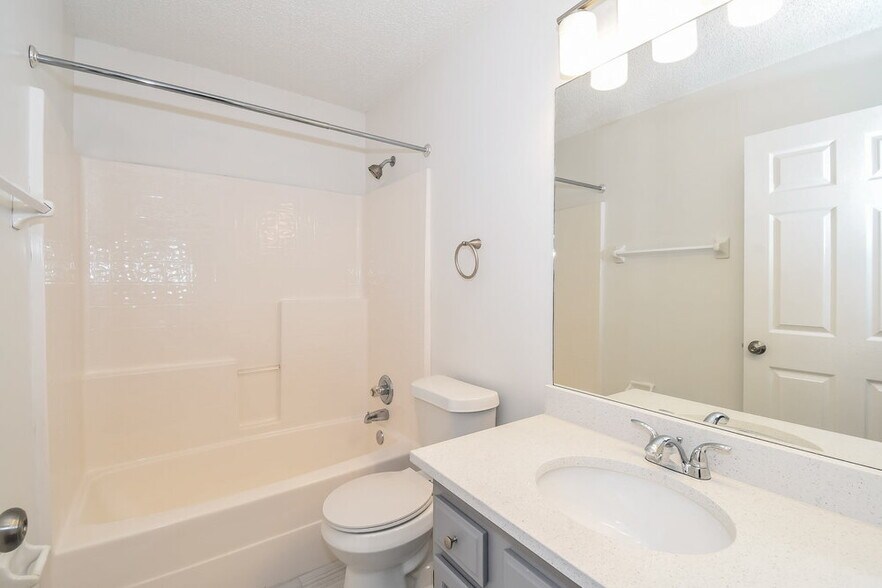 Building Photo - 1810 Dartmouth Dr