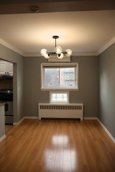 dining room - 31 Towers St