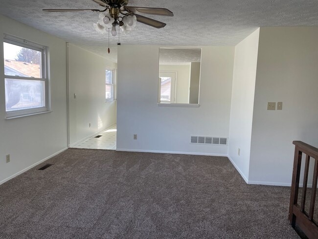 Building Photo - Large, Quiet Home In Englewood (Union) - N...