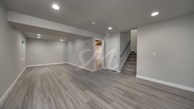 Building Photo - Welcome to Your Dream Home in Lorson Ranch!