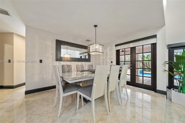 Building Photo - 5424 SW 154th Pl