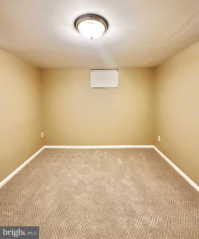 Building Photo - 12102 Snow Shoe Ct
