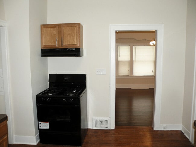 Building Photo - 3583 Chelton Rd