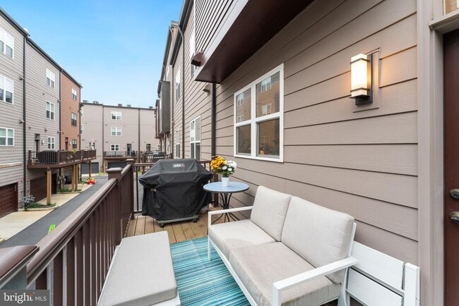 Building Photo - 3533 Bellflower Ln