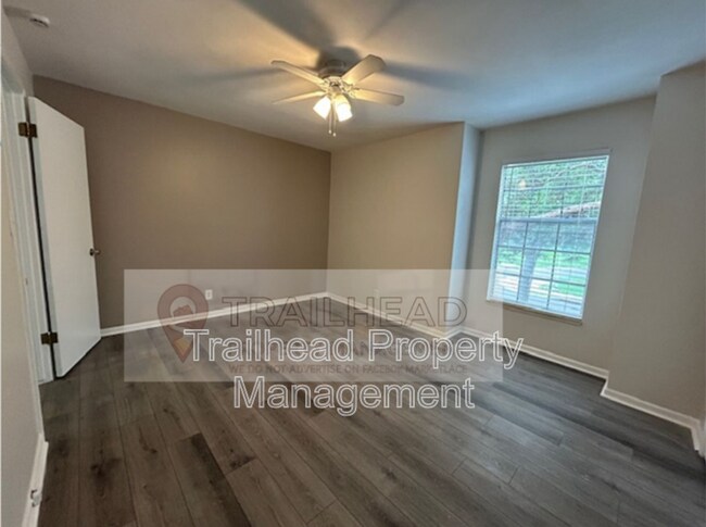 Building Photo - 8459 Lowell Ave