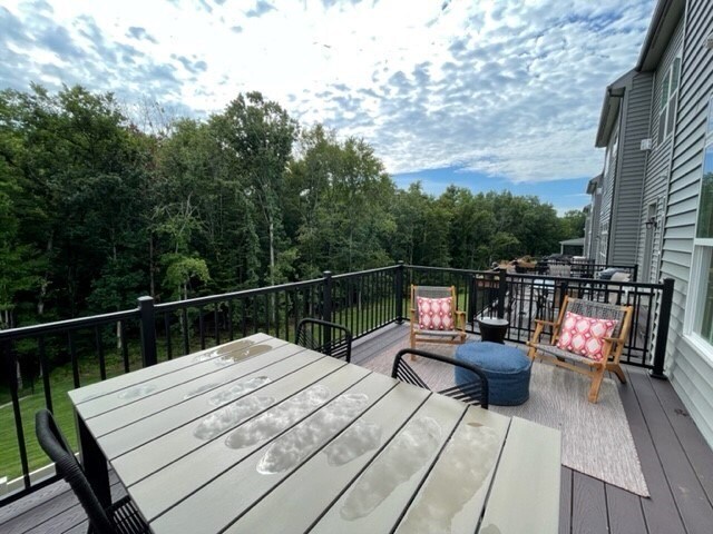 Upper Deck - 5205 Ridgeview Retreat Dr