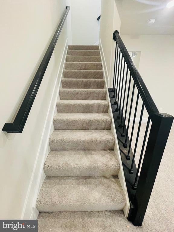 Building Photo - 2280 Marcy Dr