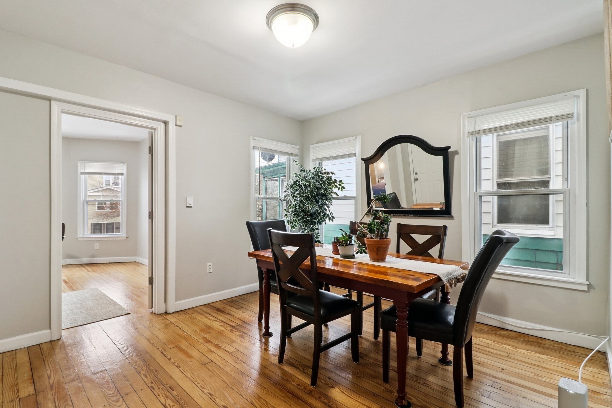 Dining room - 136 Shelton Ave