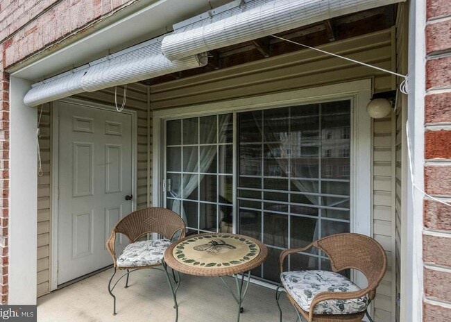 Building Photo - 1402 Bonnett Pl