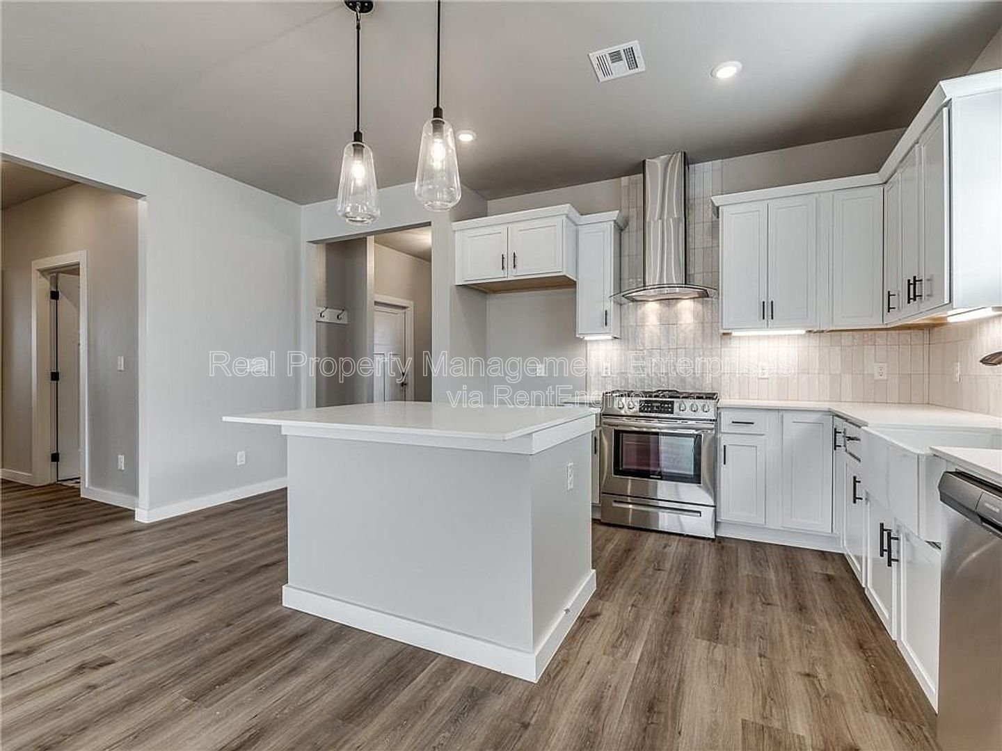 Building Photo - 8104 NW 151st Cir