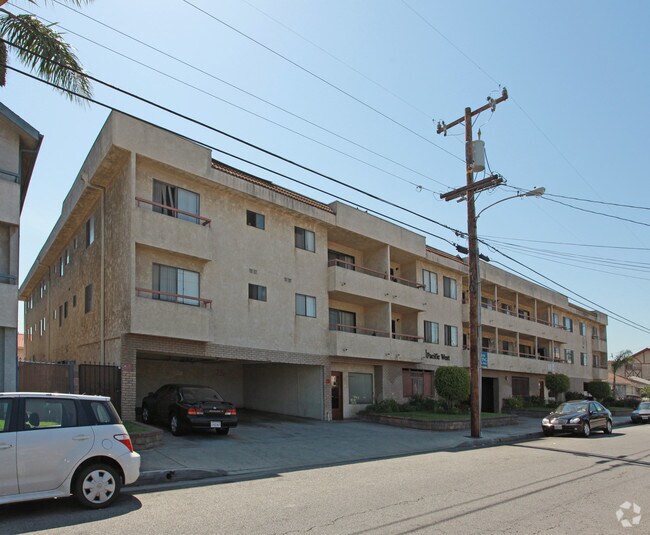 Pacific West Apartments 13930 Chadron Ave Hawthorne CA 90250