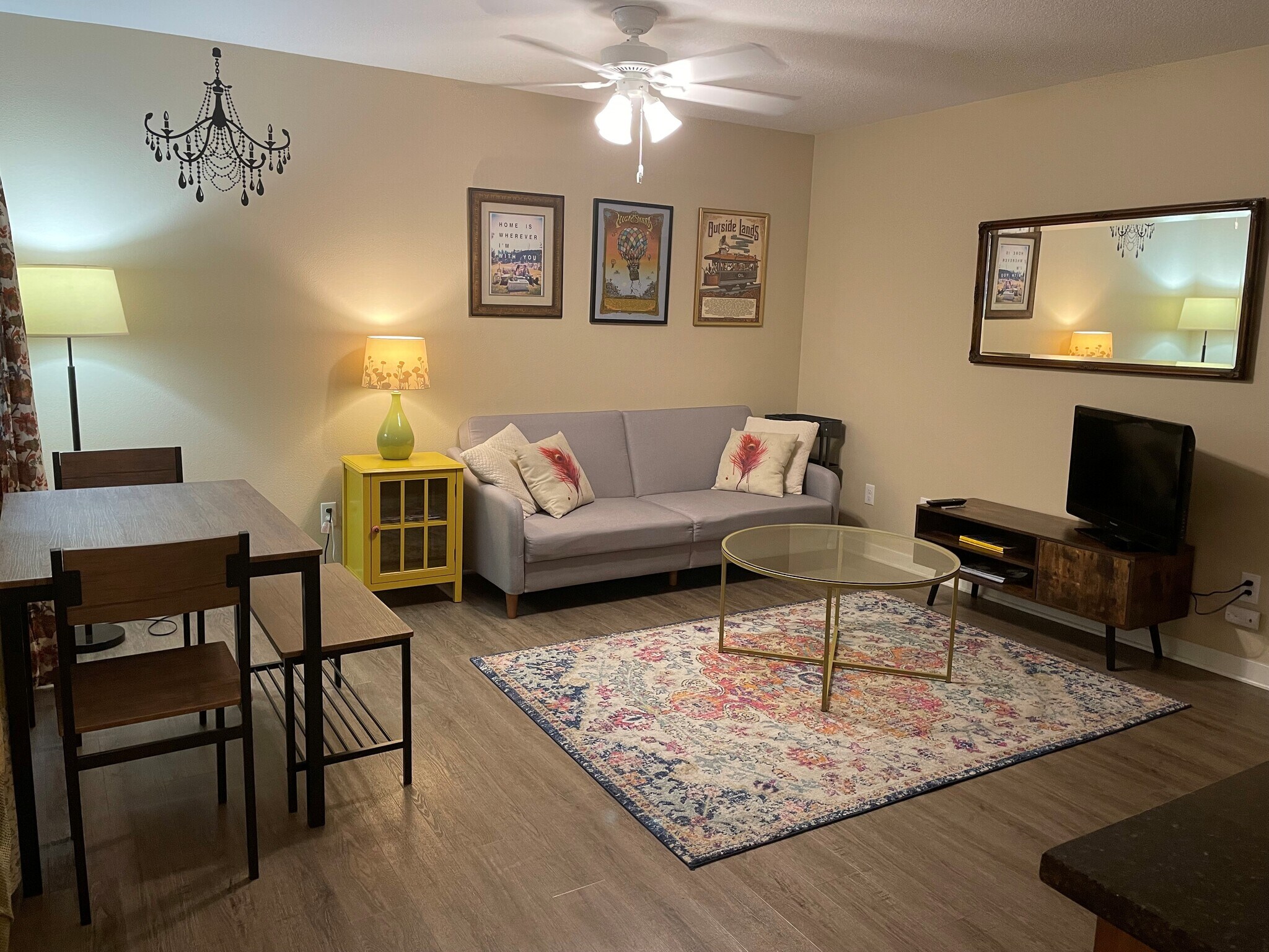 Building Photo - 443 NE GRAHAM ST