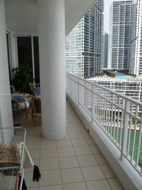 Building Photo - 801 Brickell Key Blvd